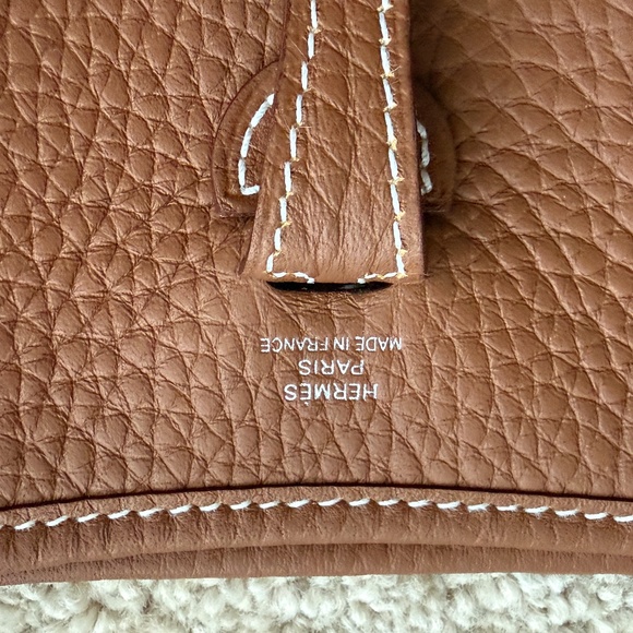 New Hermes Taurillon Clemence Amazone Evelyne TPM 16 Gold w/White Stich/PHW - Picture 7 of 10